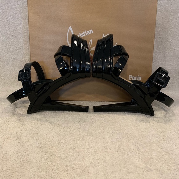 Christian Louboutin Shoes - Picture 4 of 7